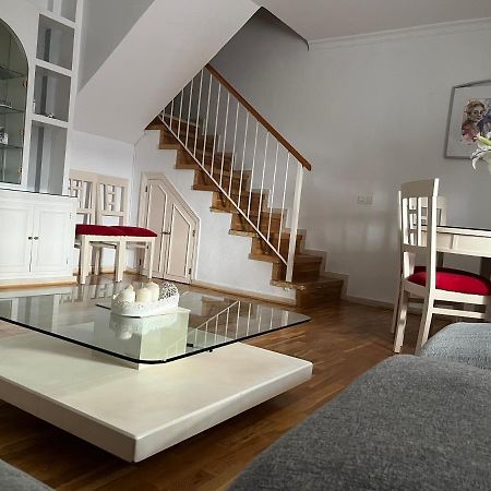Appartement Duplex Ancha Con Wifi Y Parking à Jerez de la Frontera Extérieur photo