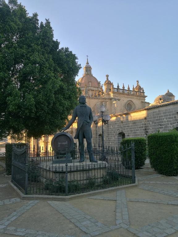 Appartement Duplex Ancha Con Wifi Y Parking à Jerez de la Frontera Extérieur photo
