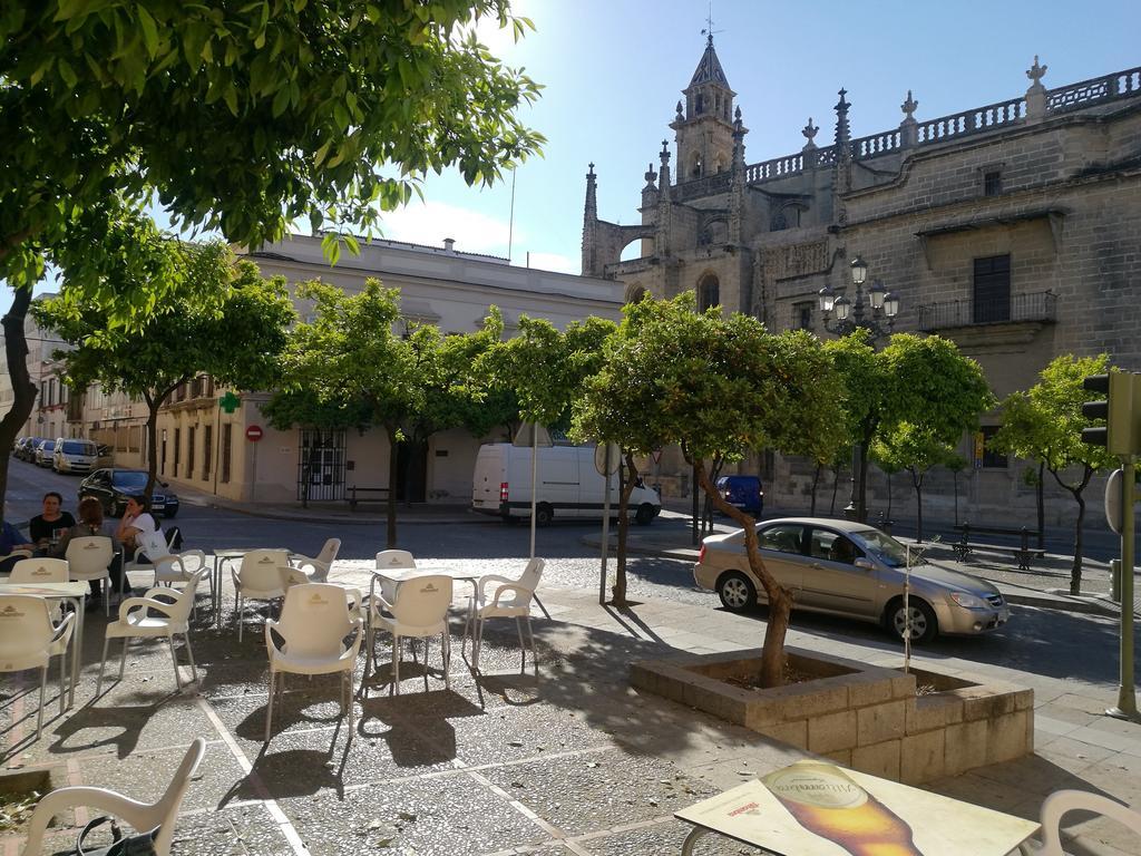 Appartement Duplex Ancha Con Wifi Y Parking à Jerez de la Frontera Extérieur photo